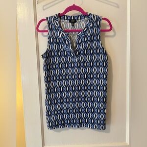 Jones New York Blue and White Graphic Sleeveless Tank Top, Size S